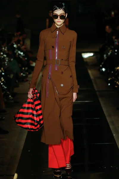 Look 26